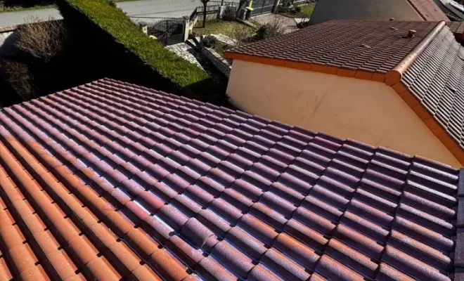 Entretien de toiture incolore à Cournon.