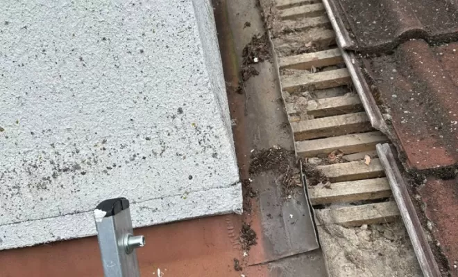 Abergement de cheminée en zinc sur mesure à Montluçon.